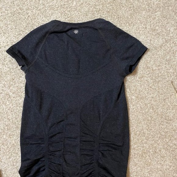 Athleta women compression fitted tee size Small dark gray - Picture 3 of 3